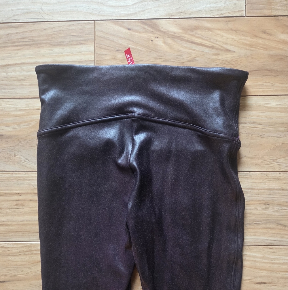 Spanx Maroon Shiny Leggings Size M - Picture 7 of 7